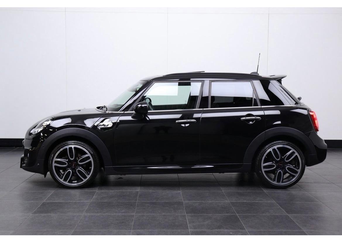 Mini 5-Deurs 2.0 Cooper S Knightsbridge Edition Jcw package, Auto's, Mini, 1998 cc, Gebruikt, Zwart, Bedrijf