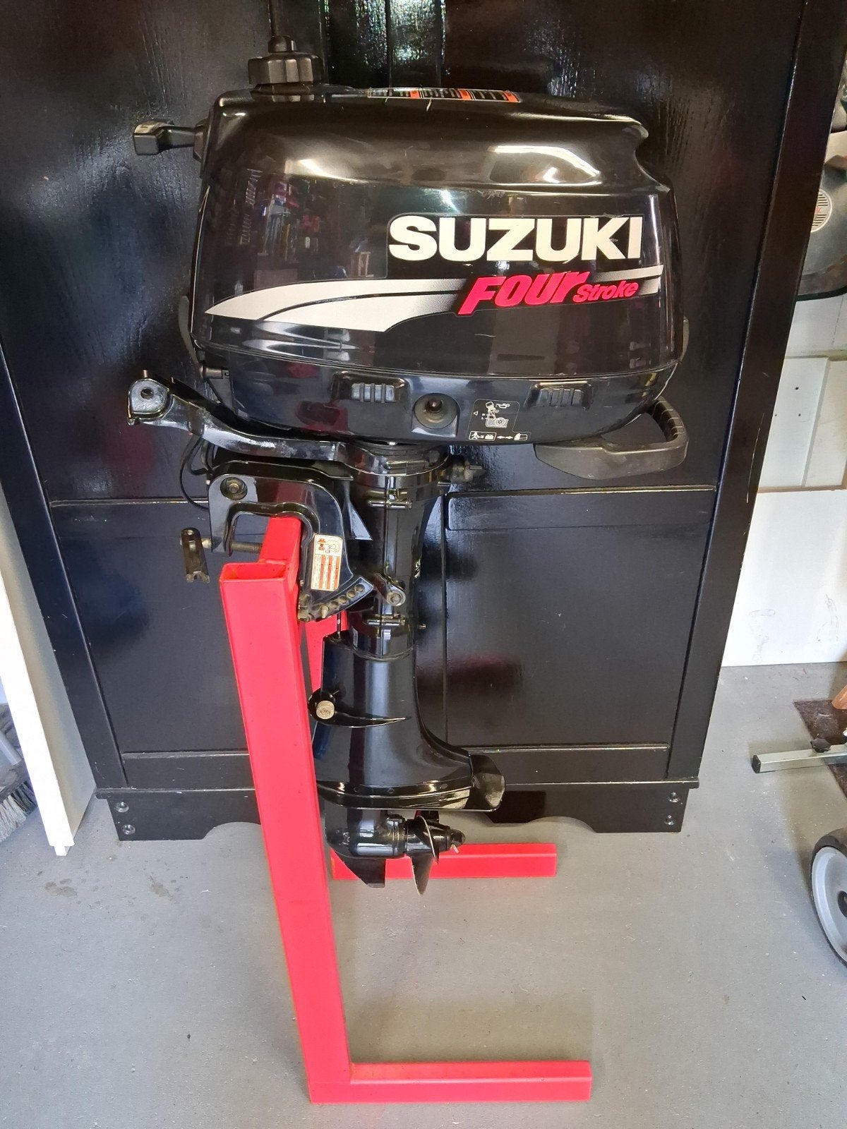 Suzuki 5 pk - Suzuki 4 pk , op afstandsbediening , 4 takt, Ophalen, Benzine, 5 tot 10 pk, Viertaktmotor