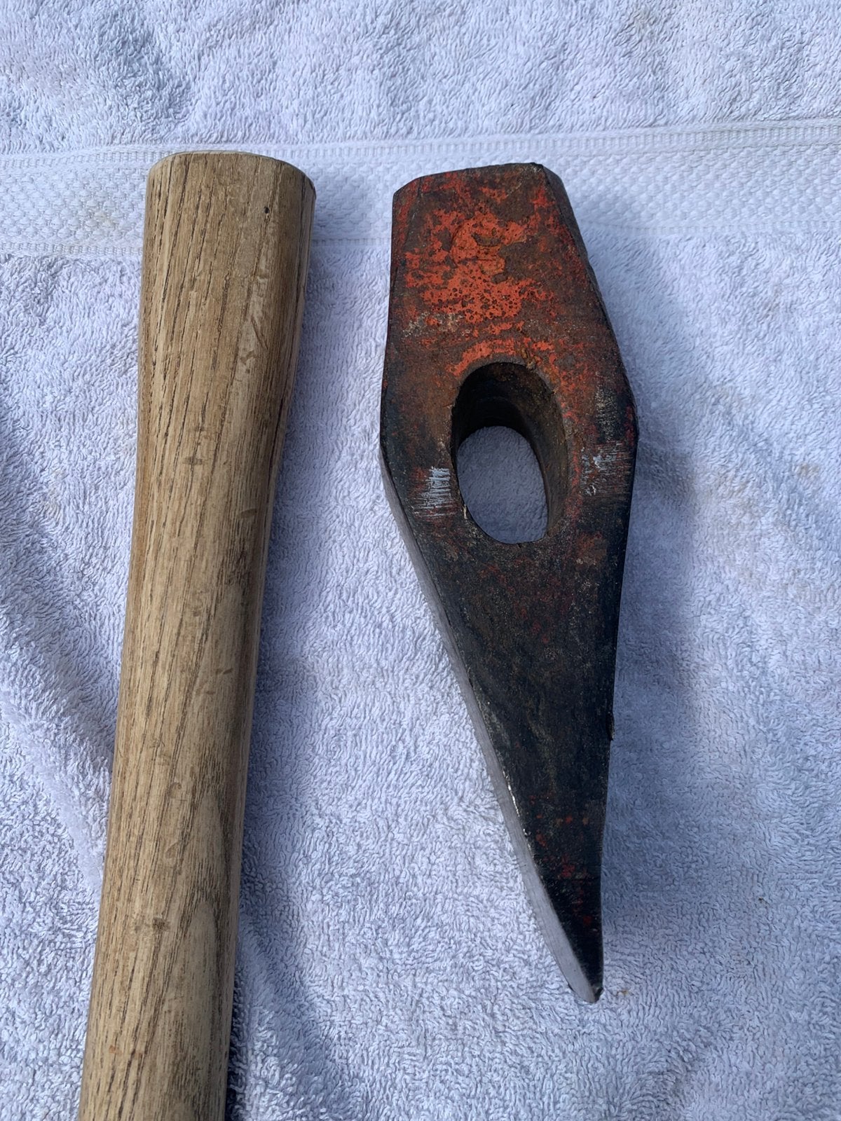 Kloofbijl welkoop gehard stalen kop + verkorte steel, Ophalen, Gebruikt