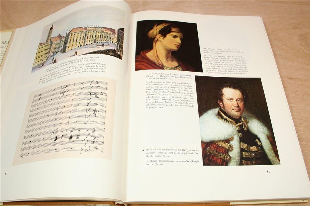 Beethoven — Leven & Wereld in Beeld [1970] Vintage Boek, Ophalen of Verzenden, Gelezen, Artiest