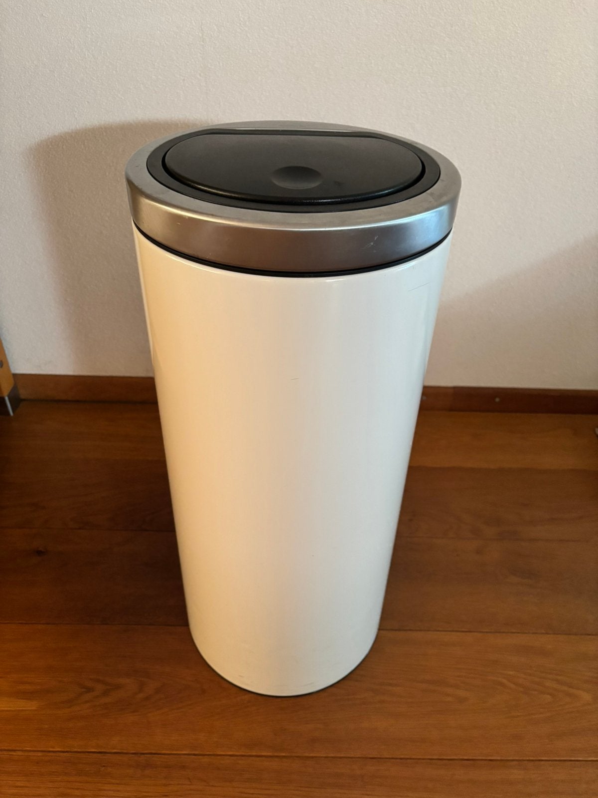 Prullenbak Brabantia touchbin 30L softbeige rvs, Ophalen, 50 – 75, Gebruikt, 20 tot 30 liter