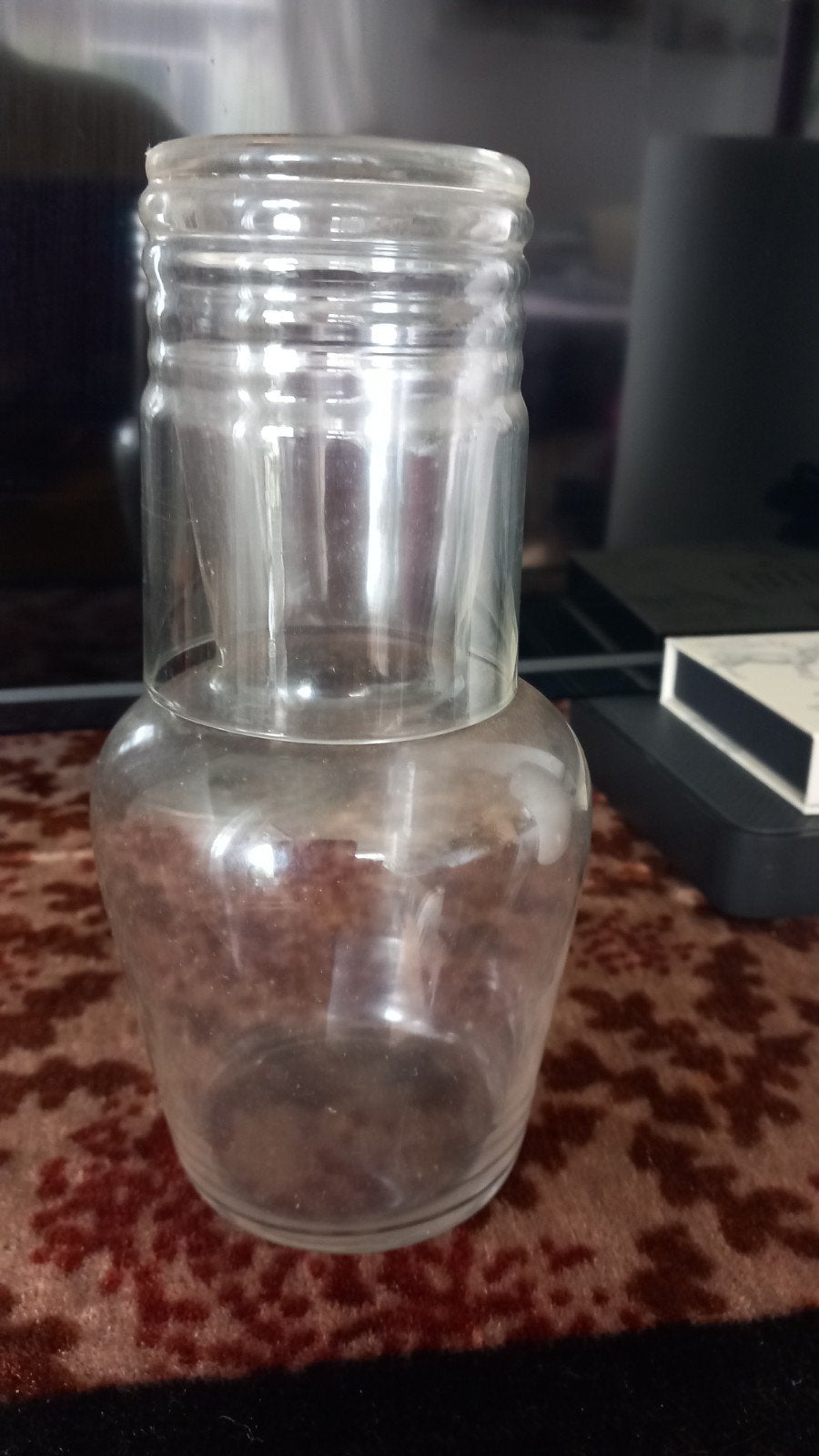 drinkfles/ glazen fles met drinkglas, Ophalen of Verzenden