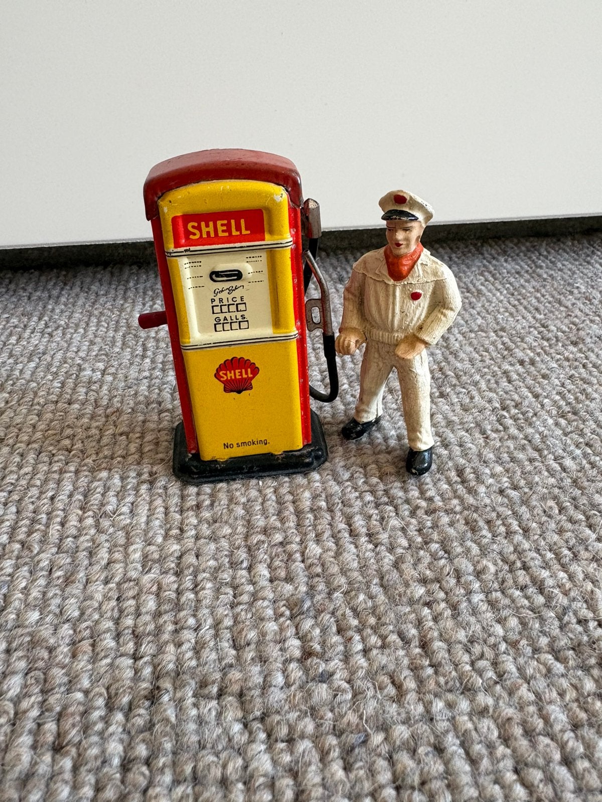 Arnold - Shell - Benzinepomp -Blikken Speelgoed., Ophalen of Verzenden