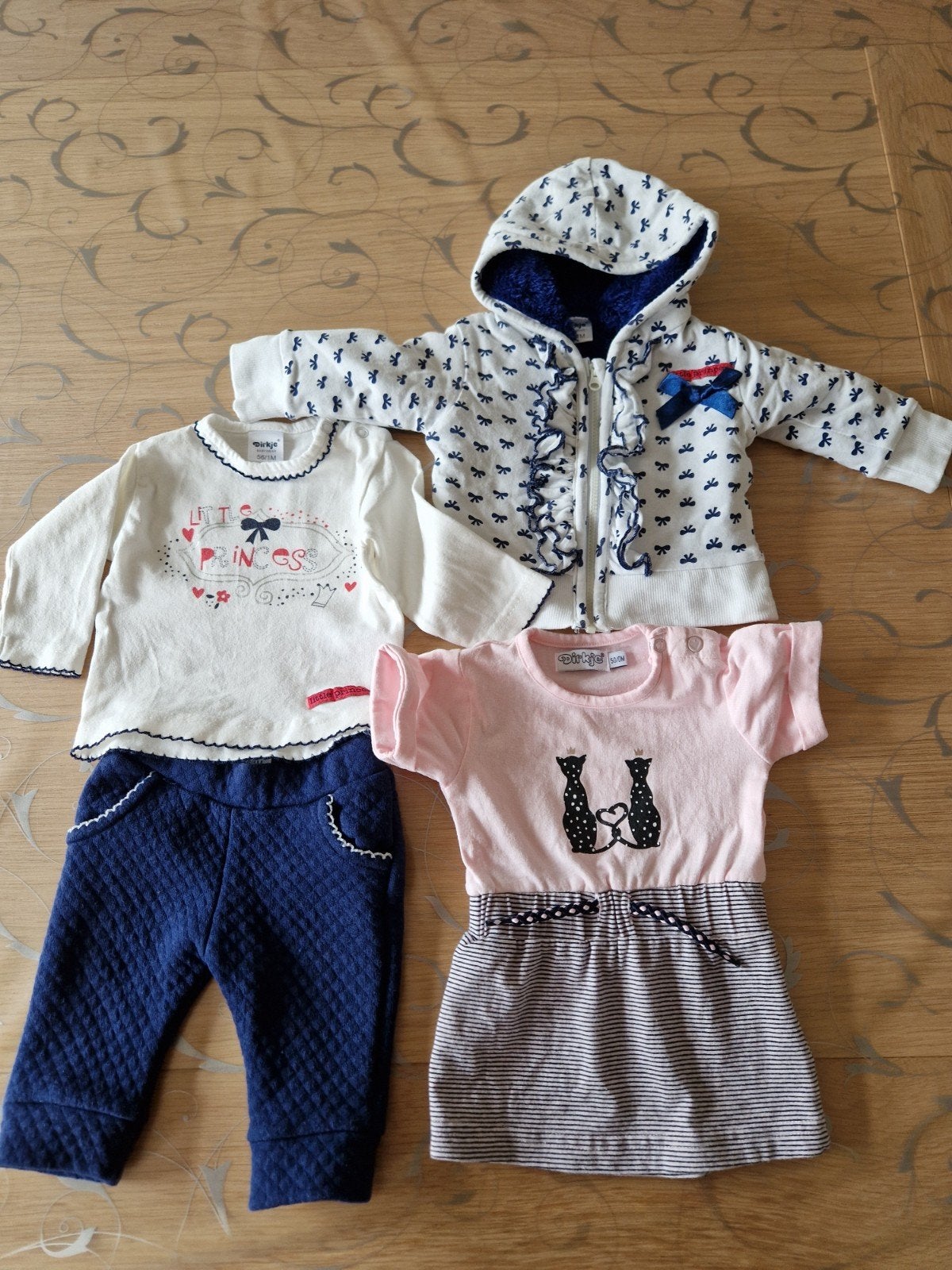 Kledingset van Dirkje. Maat 56, Kinderen en Baby's, Babykleding | Maat 56, Ophalen of Verzenden, Zo goed als nieuw, Dirkje, Meisje