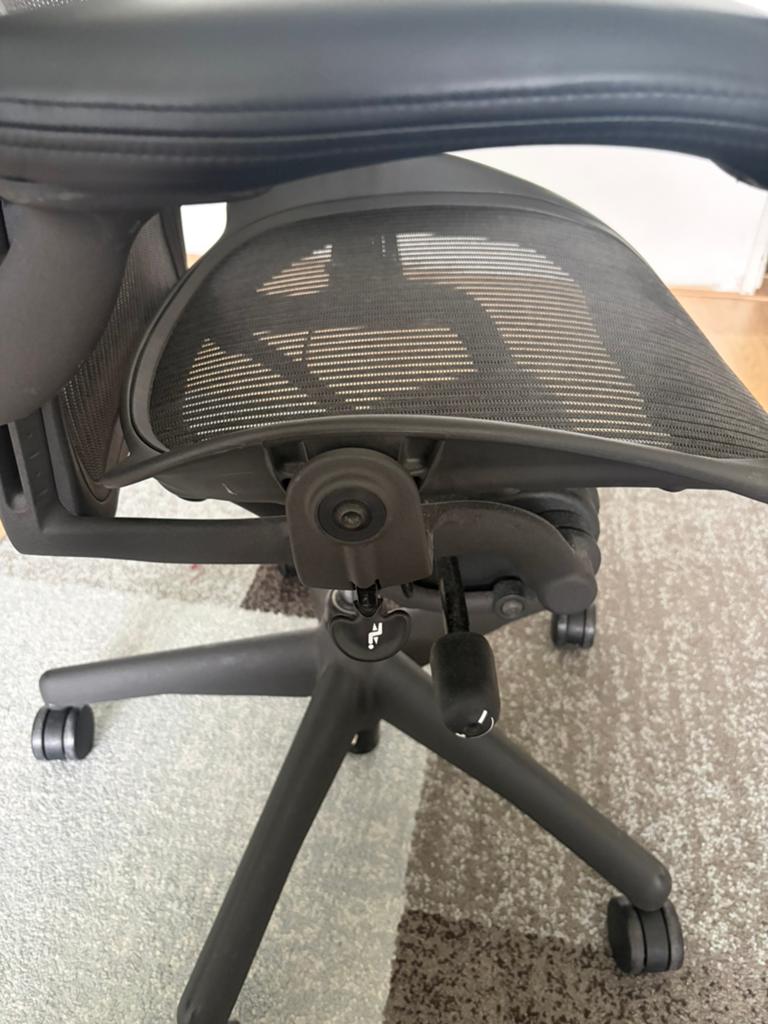 Herman Miller Aeron Maat B, Ophalen of Verzenden, Zo goed als nieuw, Zwart