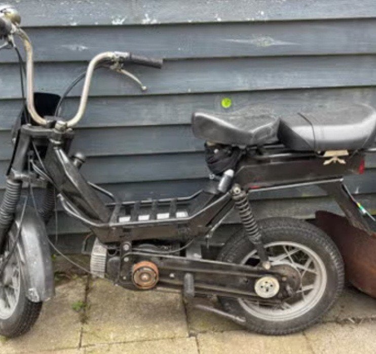 Gezocht: Brommer opknapper (Tomos, Citta, Ciao, Puch enz, Fietsen en Brommers, Brommers | Tomos, Ophalen of Verzenden, Gebruikt