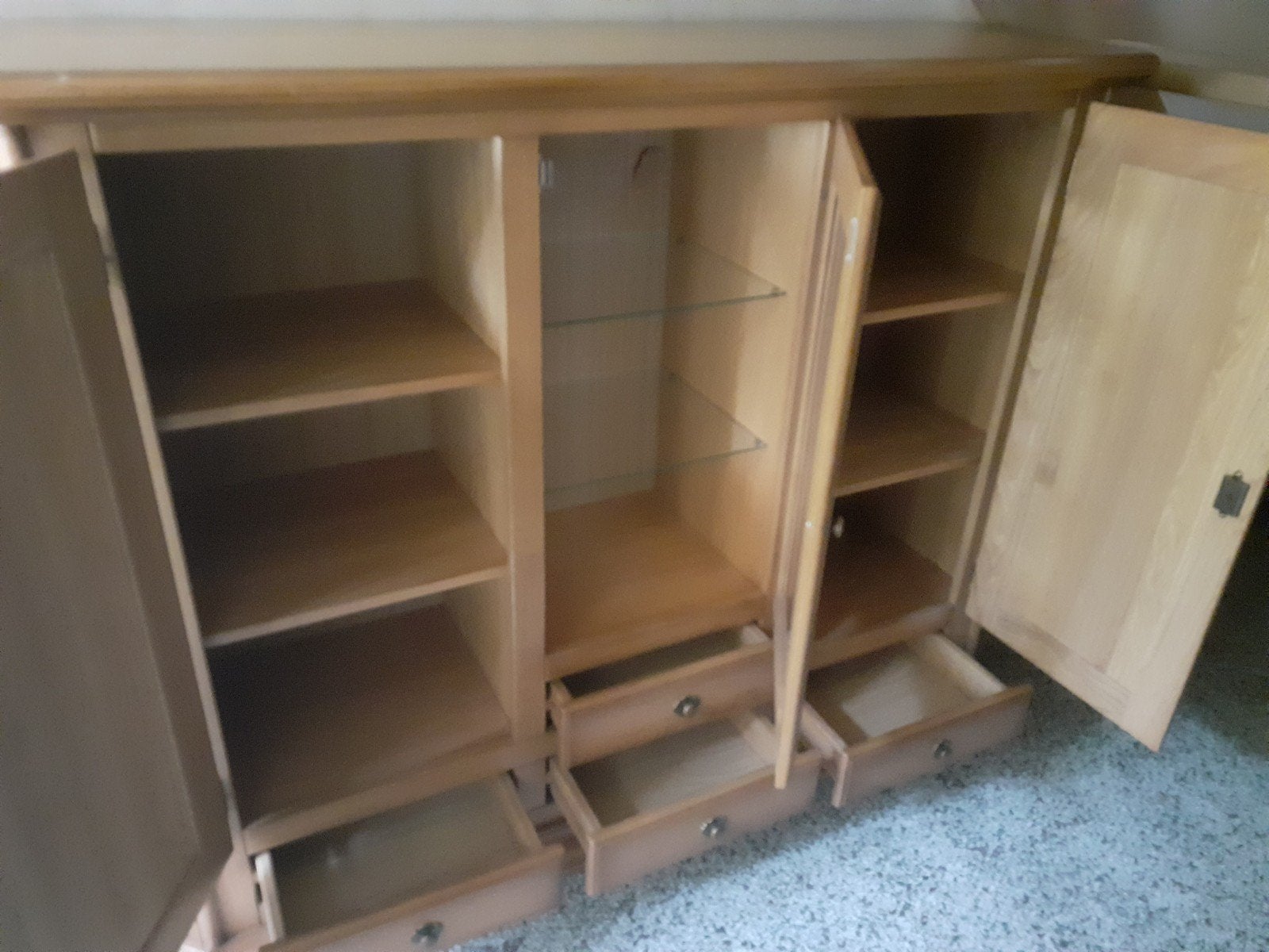 Eiken kast met vitrine, Ophalen, 25 tot 50 cm, 100 tot 150 cm