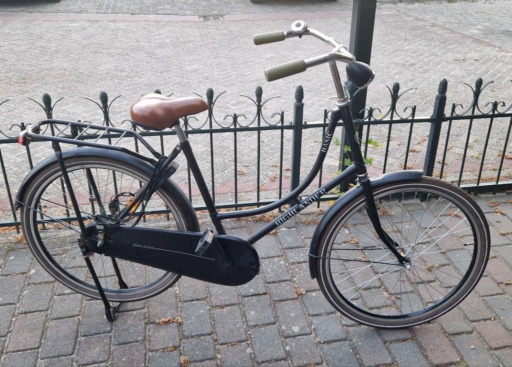 Highlander 26 inch, zwart., Fietsen en Brommers, Fietsen | Dames | Omafietsen, Ophalen, Gebruikt, 50 tot 53 cm, Terugtraprem