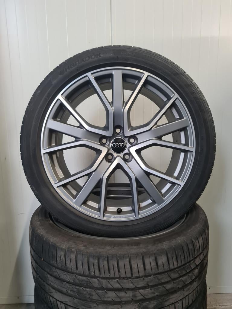 20' Audi Q3 F3 Sportback Velgen met zomerbanden Origineel