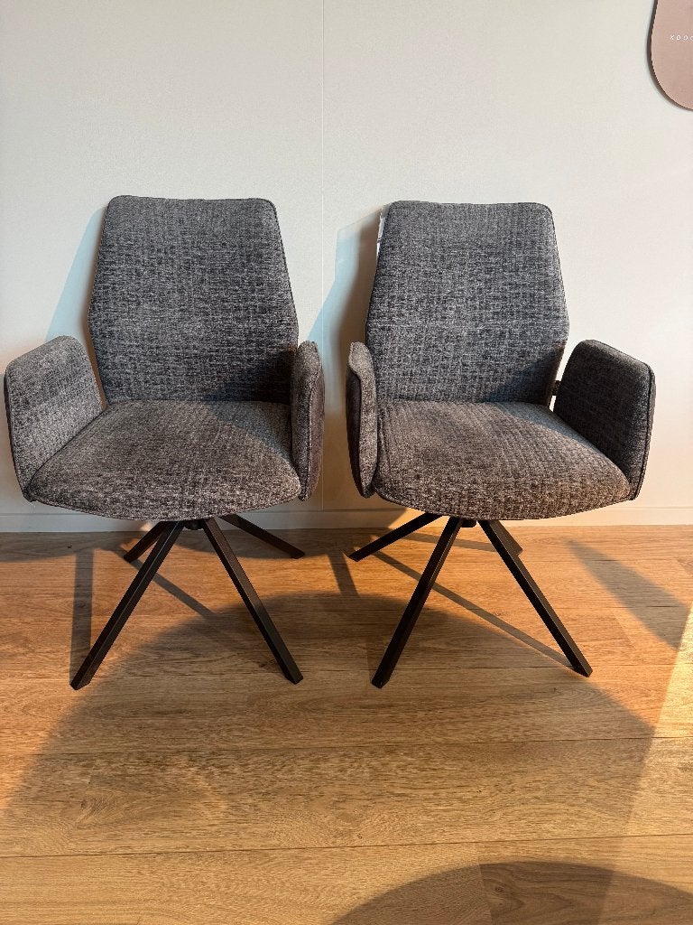 Te koop: XOOON eetkamer stoelen, Ophalen of Verzenden, Zo goed als nieuw, Grijs, Twee