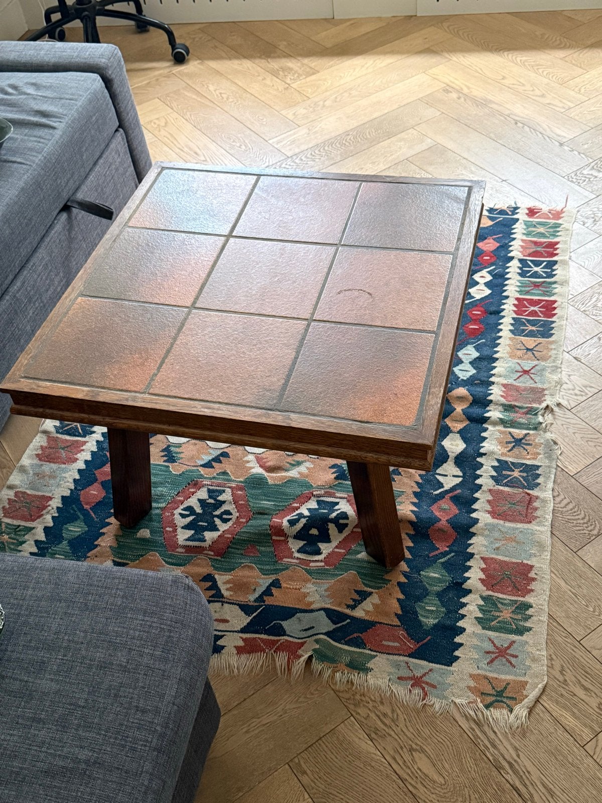 Antieke stenen en houten salontafel, Ophalen, Gebruikt, Vierkant, 50 tot 100 cm
