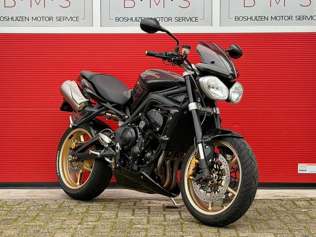 TRIUMPH STREET TRIPLE R (bj 2013), 675 cc, Motorrijbewijs A, Bedrijf, Onbekend