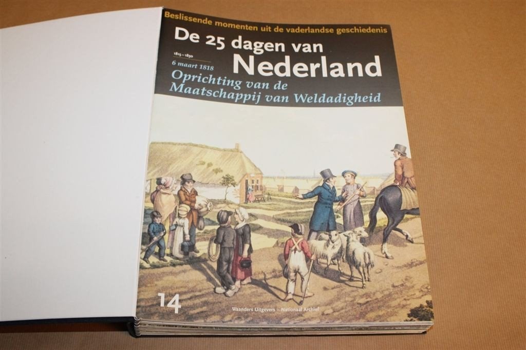 25 Dagen van Nederland Deel 2 — Historische Keerpunten, Boeken, Ophalen of Verzenden, Gelezen