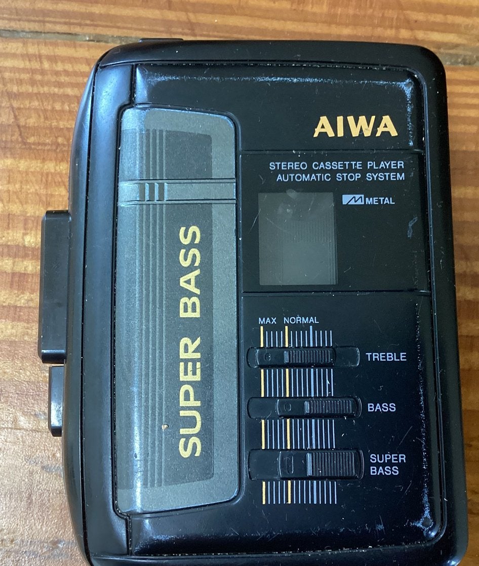 Vintage Aiwa HS-G11 Walkman – Voor onderdelen / opknapper, Audio, Tv en Foto, Ophalen, Walkman