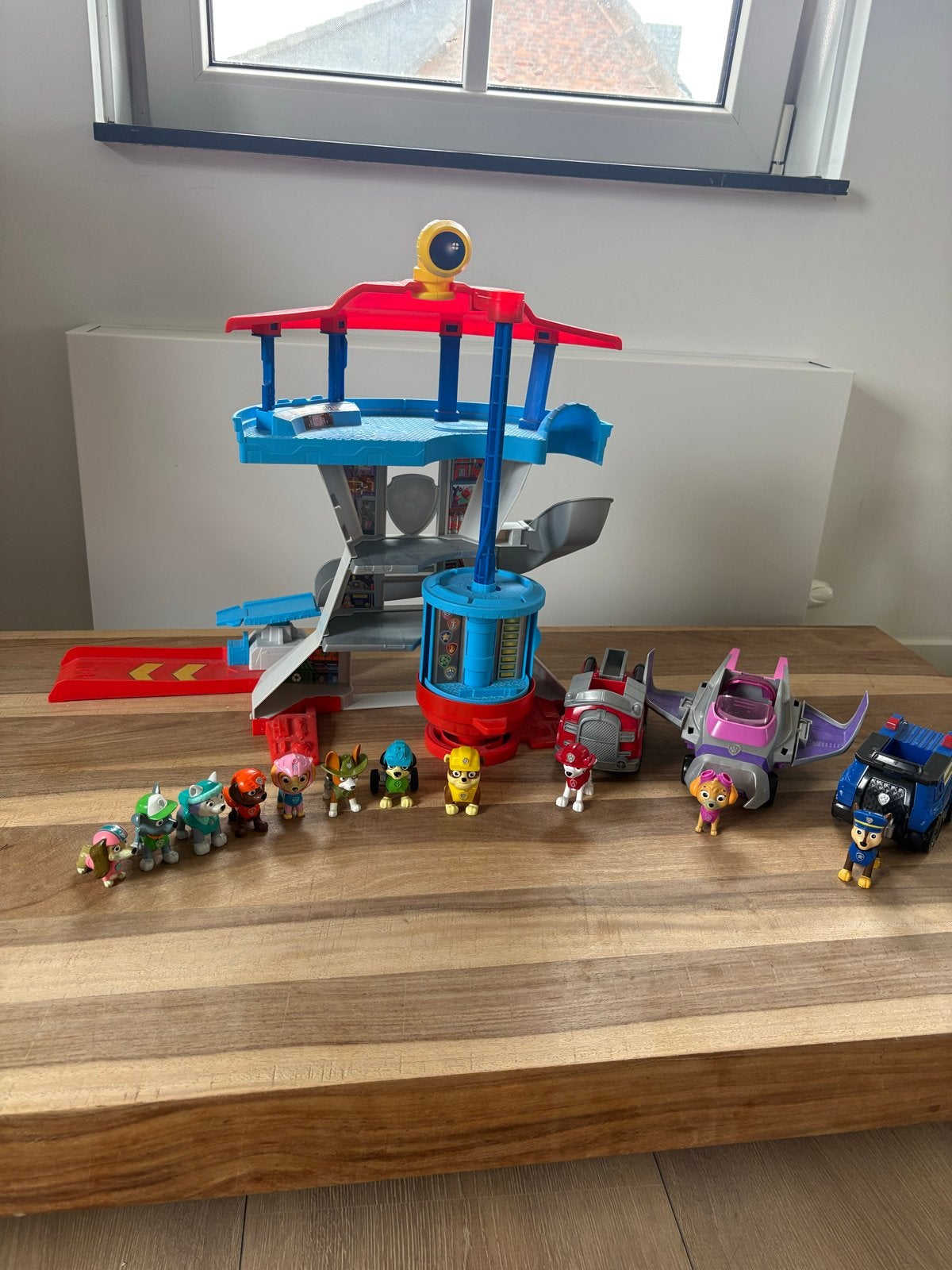 Paw Patrol Uitkijktoren met voertuigen en figuren, Kinderen en Baby's, Speelgoed | Actiefiguren, Ophalen of Verzenden, Gebruikt