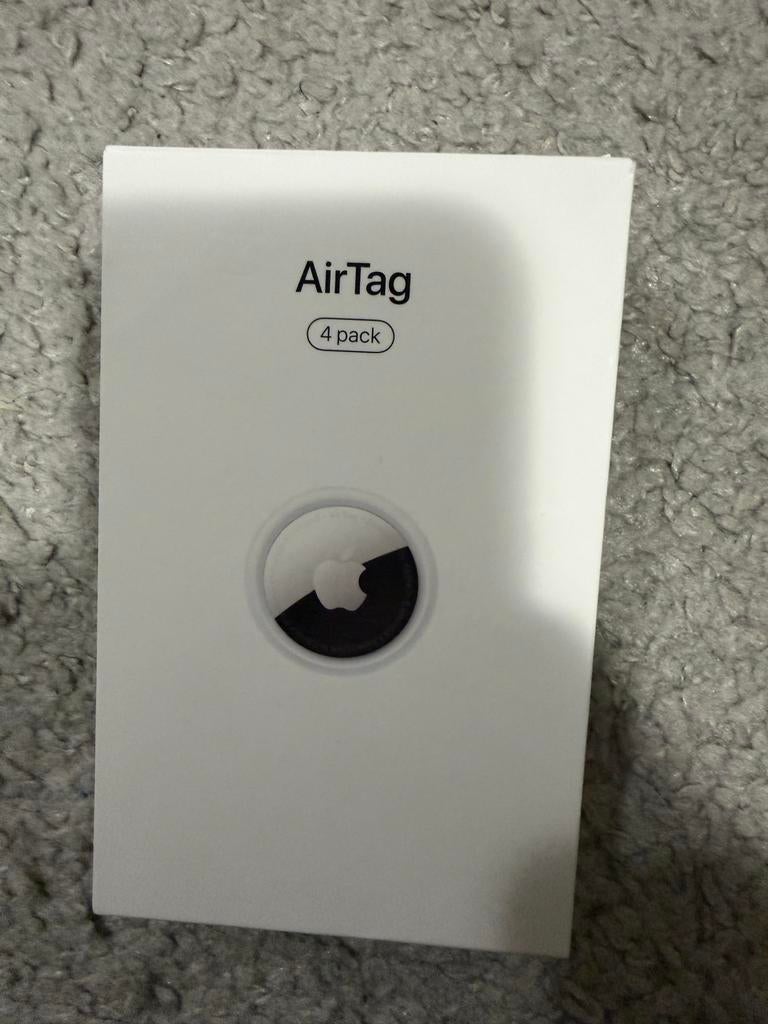 2 Apple AirTags 1e generatie - Zo goed als nieuw, Telecommunicatie, Mobiele telefoons | Toebehoren en Onderdelen, Ophalen of Verzenden