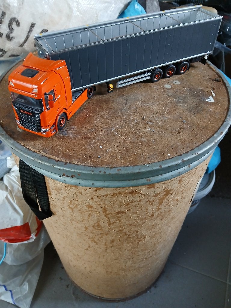 Tekno scania met walingfloor oplegger, Ophalen, Nieuw, Bus of Vrachtwagen, Tekno