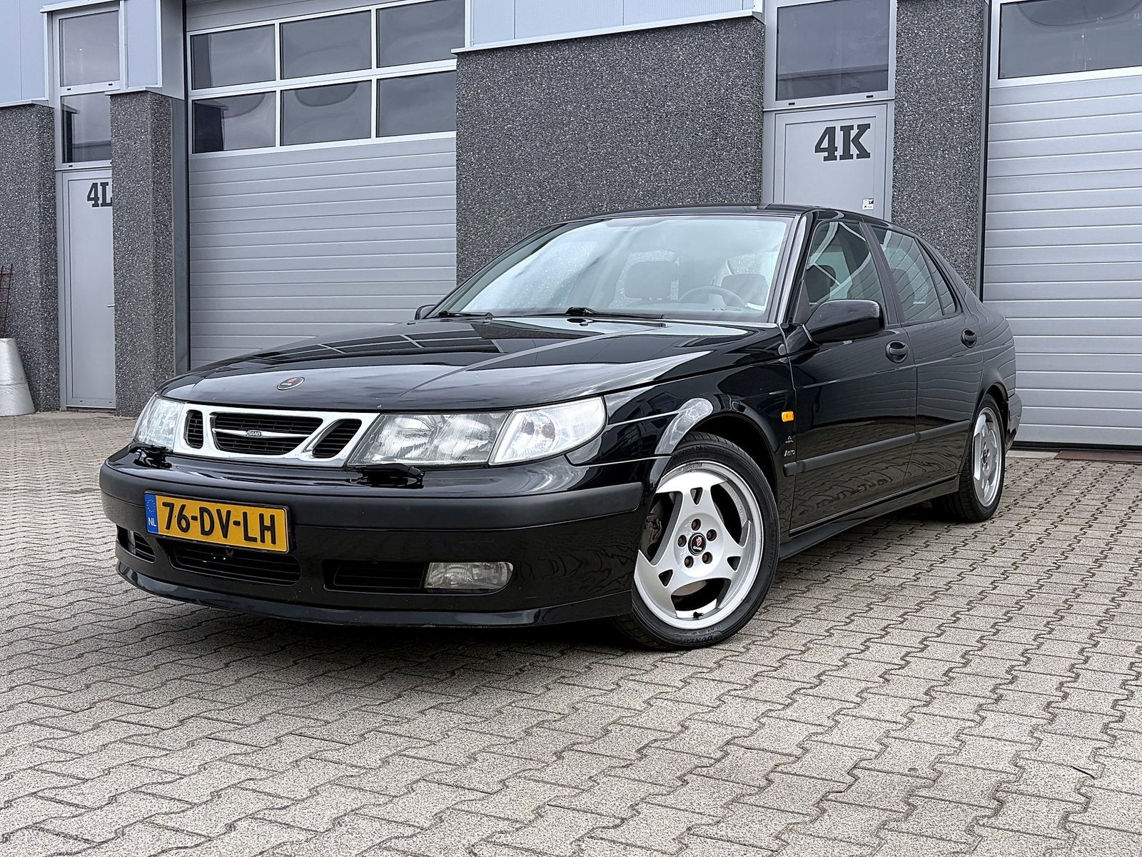 Saab 9-5 2.3 Turbo Aero 280PK - handgeschakeld - org. NL, Beige, 4 cilinders, Zwart, Leder