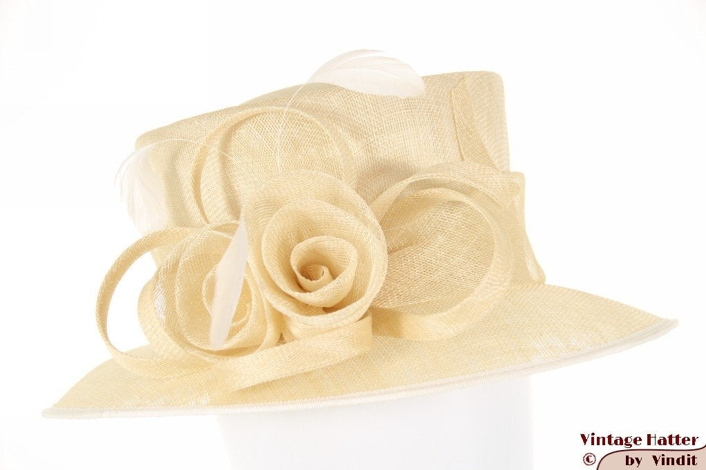 Dameshoed natuurlijk geel sisal sinamay 57 nieuw bruiloft, Kleding | Dames, Ophalen of Verzenden, Nieuw, 56 of 57 cm (M, 7 of 7⅛ inch)