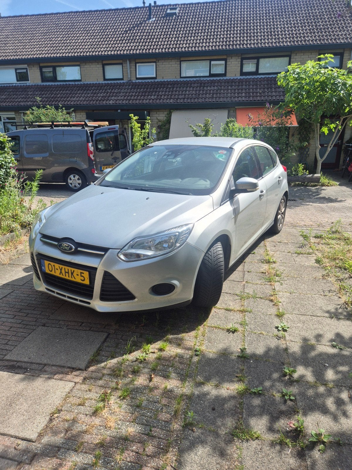Ford Focus 1.0 Ecoboost 74KW 5-D 2012 Grijs, Auto's, 635 kg, 100 pk, Handgeschakeld, Particulier