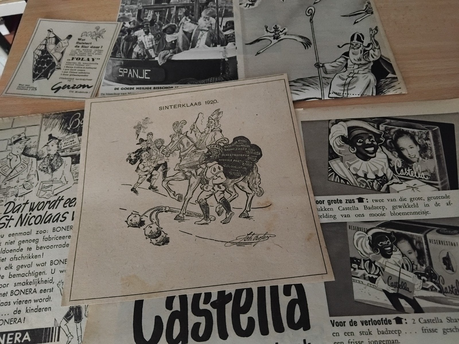 35xVintage Sinterklaas Knipsels en Advertenties ), Verzamelen, Tijdschriften, Kranten en Knipsels, Ophalen of Verzenden, 1940 tot 1960