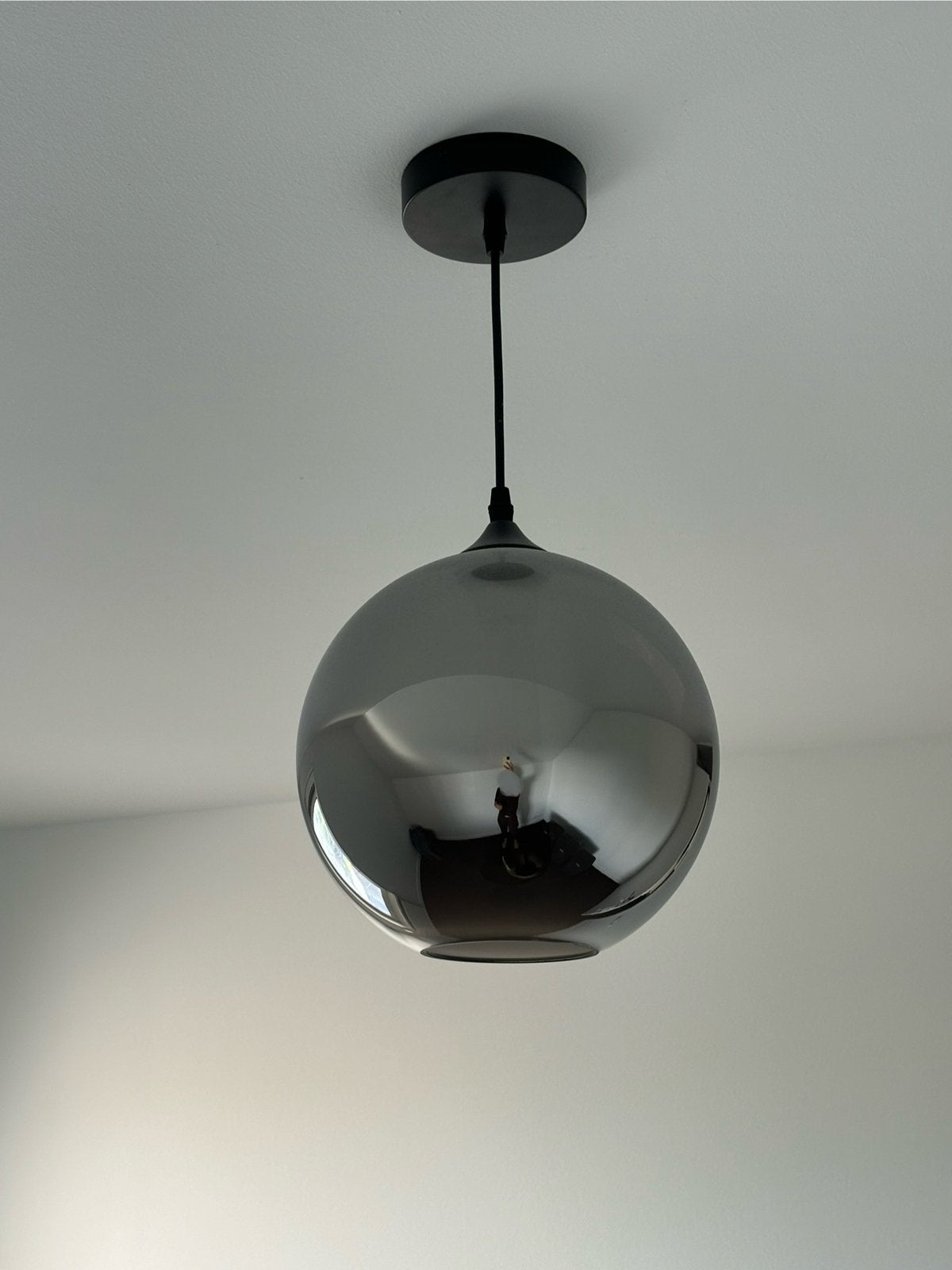 Moderne hanglamp met spiegelglas, Ophalen of Verzenden, Zo goed als nieuw, Glas, E27 (groot)