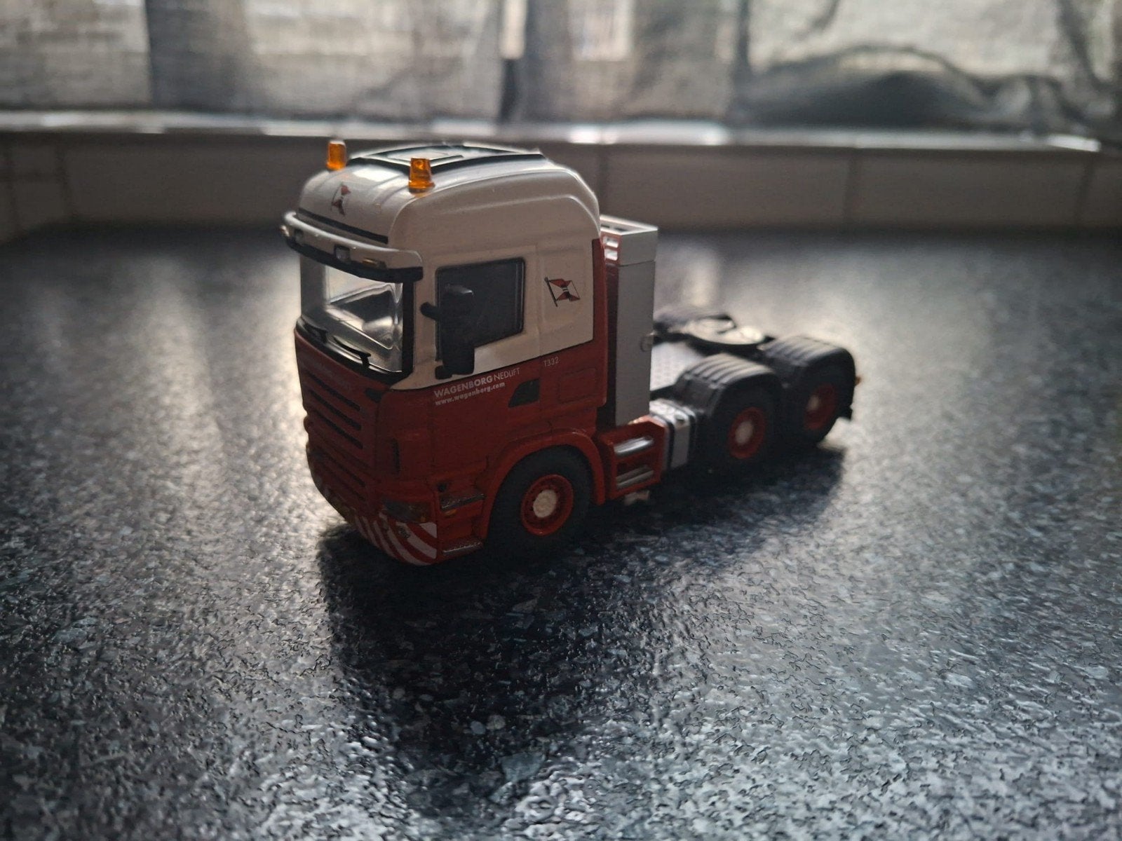 Scania Wagenborg Wsi, Hobby en Vrije tijd, Modelauto's | 1:50, Ophalen of Verzenden, Nieuw, Bus of Vrachtwagen, Wsi