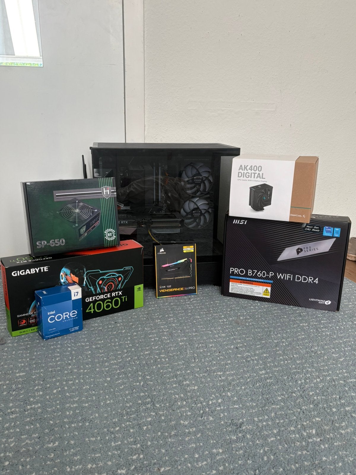 Game pc met intel i7-13700KF en RTX 4060ti, Computers en Software, Desktop Pc's, Ophalen, 32 GB, Zo goed als nieuw, Gaming