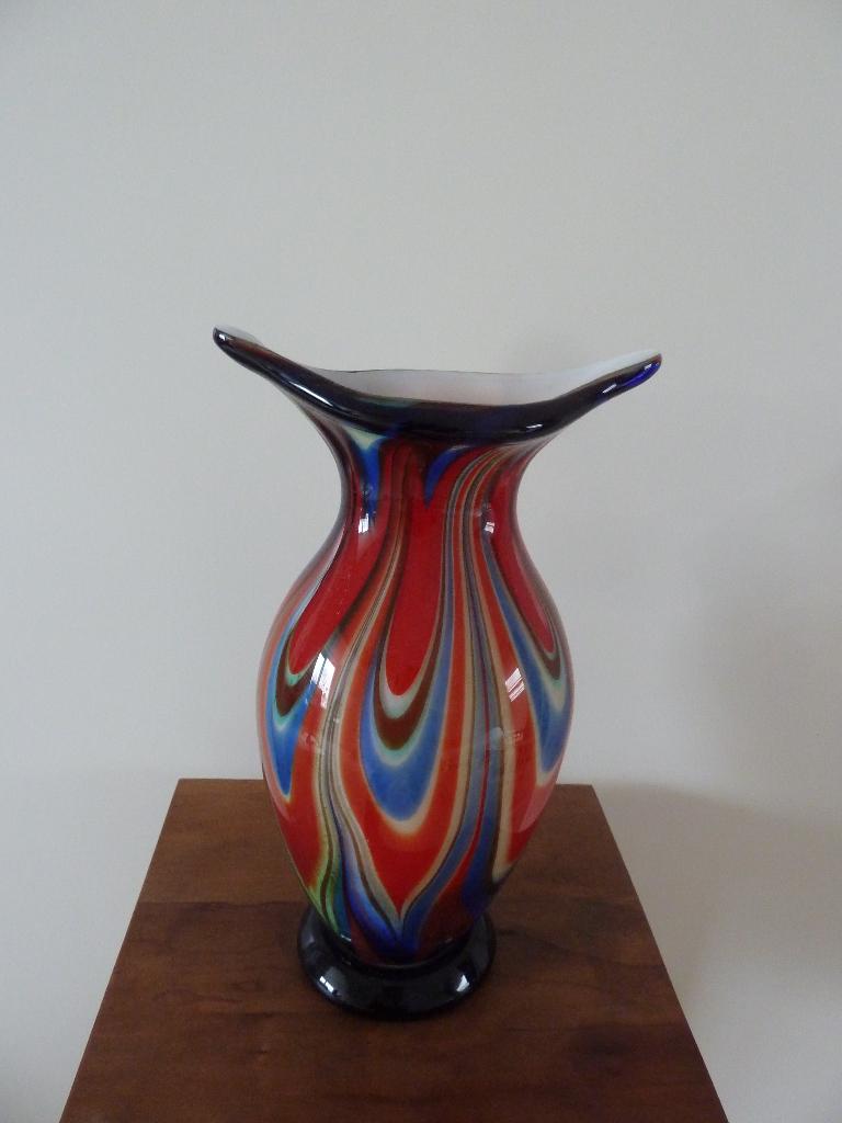 Glazen vaas overwegend rood, Ophalen, Overige kleuren, Nieuw, Glas