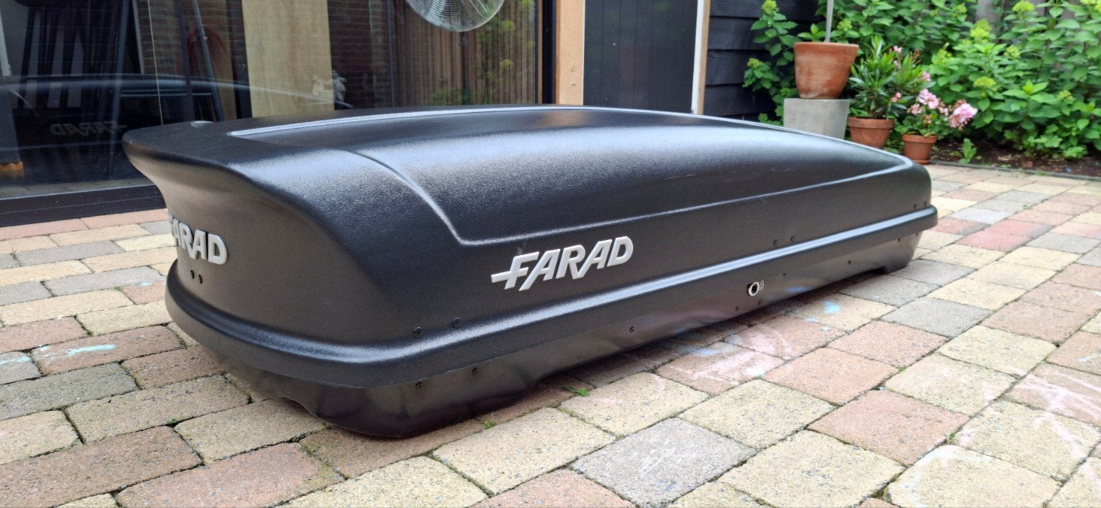 Farad Evolution 24-22 Dakkoffer met Dakdragers voor Leon 5f, Ophalen, Gebruikt