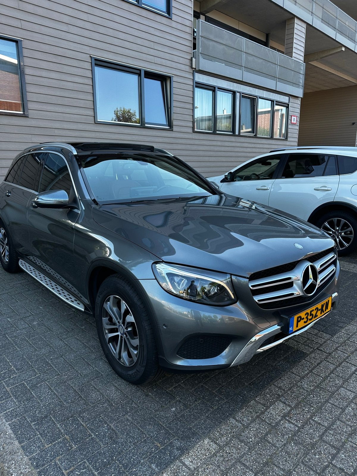 Mercedes-Benz GLC250d 4MATIC PANO-Zwartehemel- Apple carplay, Auto's, Mercedes-Benz, Particulier, GLC, 360° camera, ABS, Achteruitrijcamera