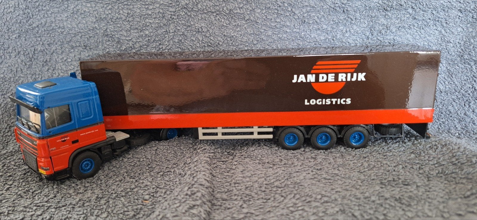 Lion Toys DAF XF met container oplegger Ja De Rijke 1:50, Verzenden, Zo goed als nieuw