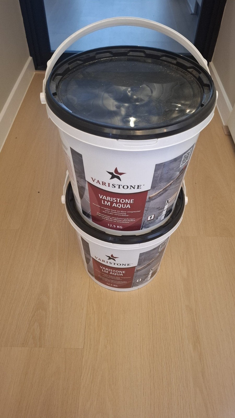 2 emmers Varistone LM Aqua Voegmortel - Natursand, Ophalen
