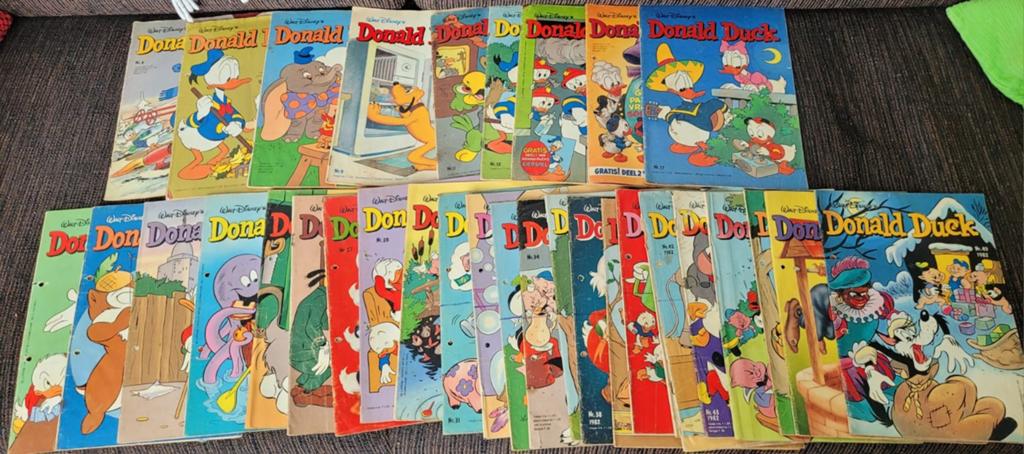32 donald ducks 1982 katrien kwik kwek en kwak, Verzamelen, Ophalen of Verzenden, Donald Duck, Overige typen