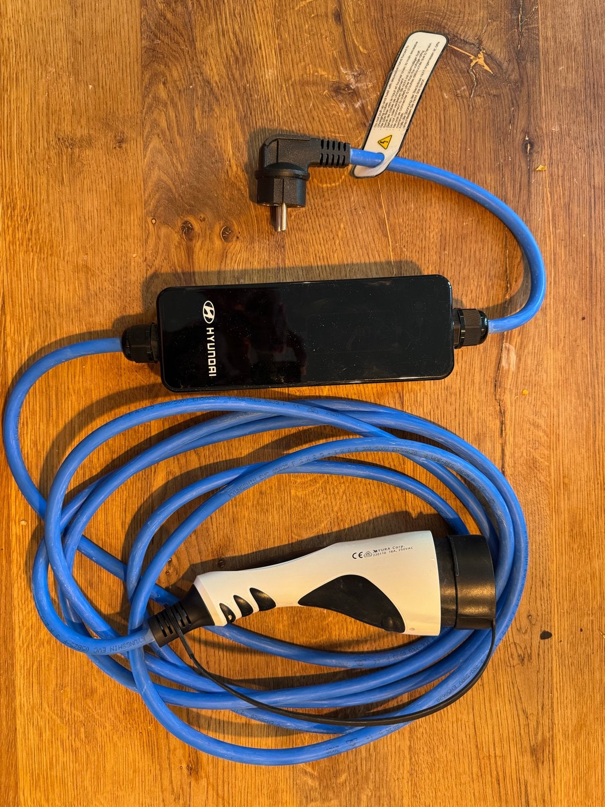 Type 2 laadkabel naar stopcontact (schuko) elektrische auto, Auto-onderdelen, Elektronica en Kabels, Hyundai, Gebruikt, Ophalen of Verzenden
