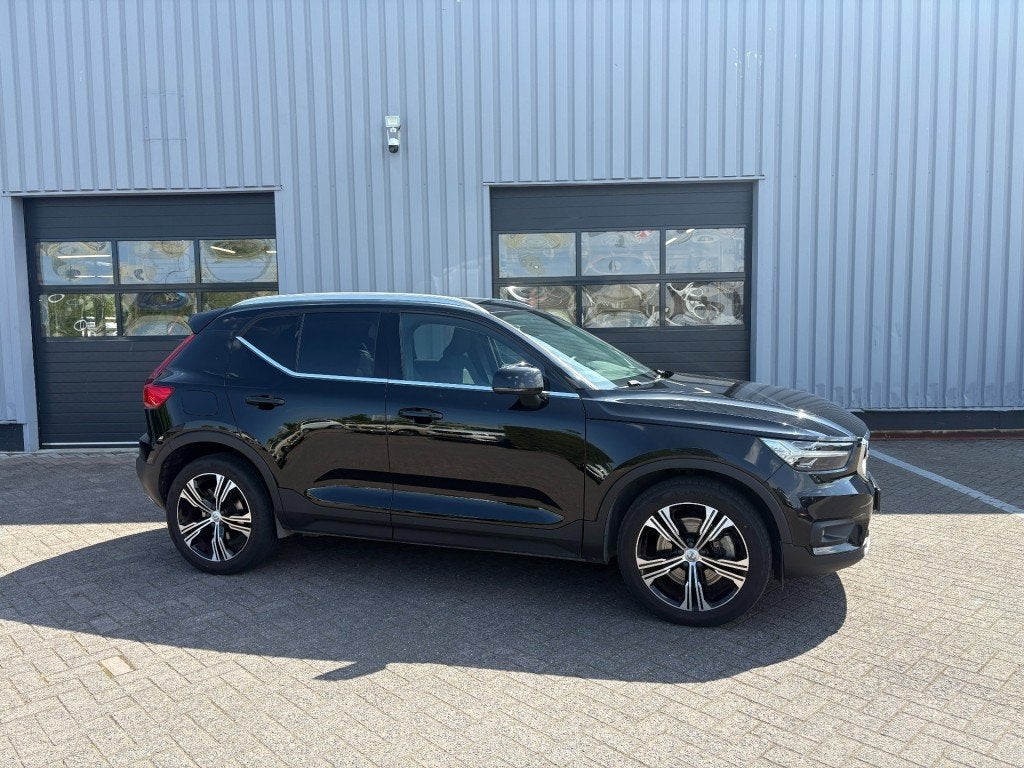 Volvo XC40 1.5 T5 Inscription Expr. 360 camera I 19 inch I A, Auto's, Met garantie (alle), Zwart, Hybride Elektrisch/Benzine, 3 cilinders