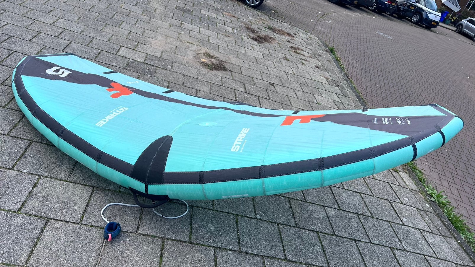 F-One Strike V4 5m² – harde en zachte handles, Watersport en Boten, Ophalen, Gebruikt, Wingsurf-wing