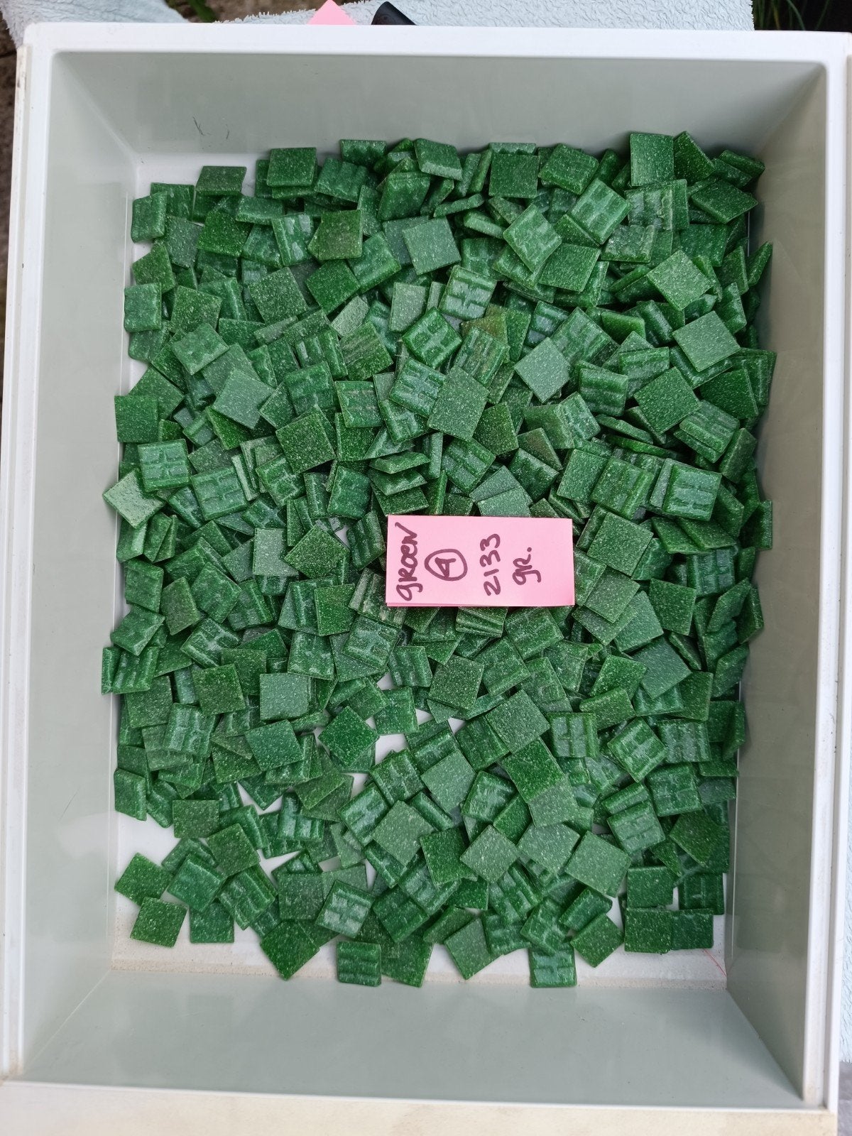 Groen Glas Mozaïek Tegels 2x2 mm - 2133 gram, Gebruikt, Groen, Ophalen of Verzenden, Knutselmateriaal