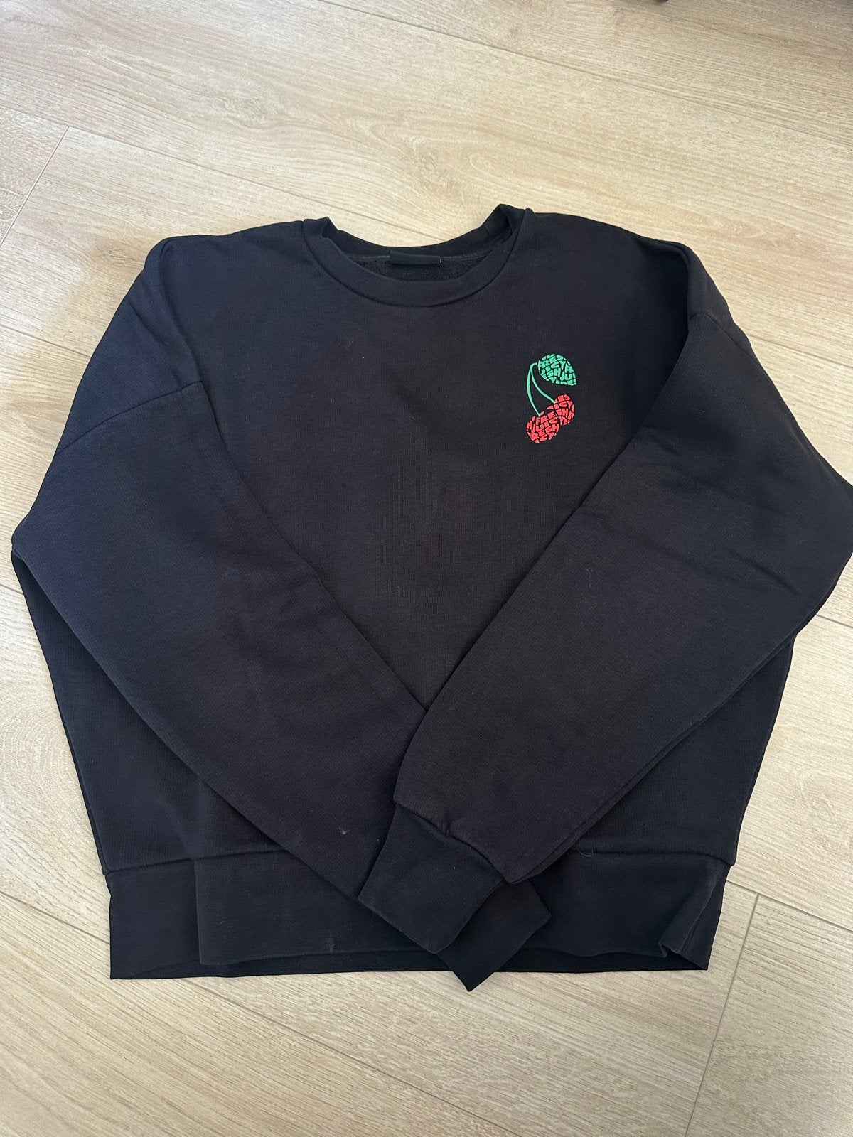 Amy & Ivy Trui Zwart met Kersprint, Ophalen of Verzenden, Zo goed als nieuw, Maat 34 (XS) of kleiner, Zwart