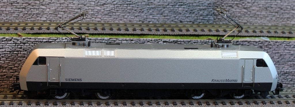 E locomotief Br.152  SIEMENS - KRAUSSMAFFEI, Wisselstroom, Locomotief, Ophalen of Verzenden, Zo goed als nieuw