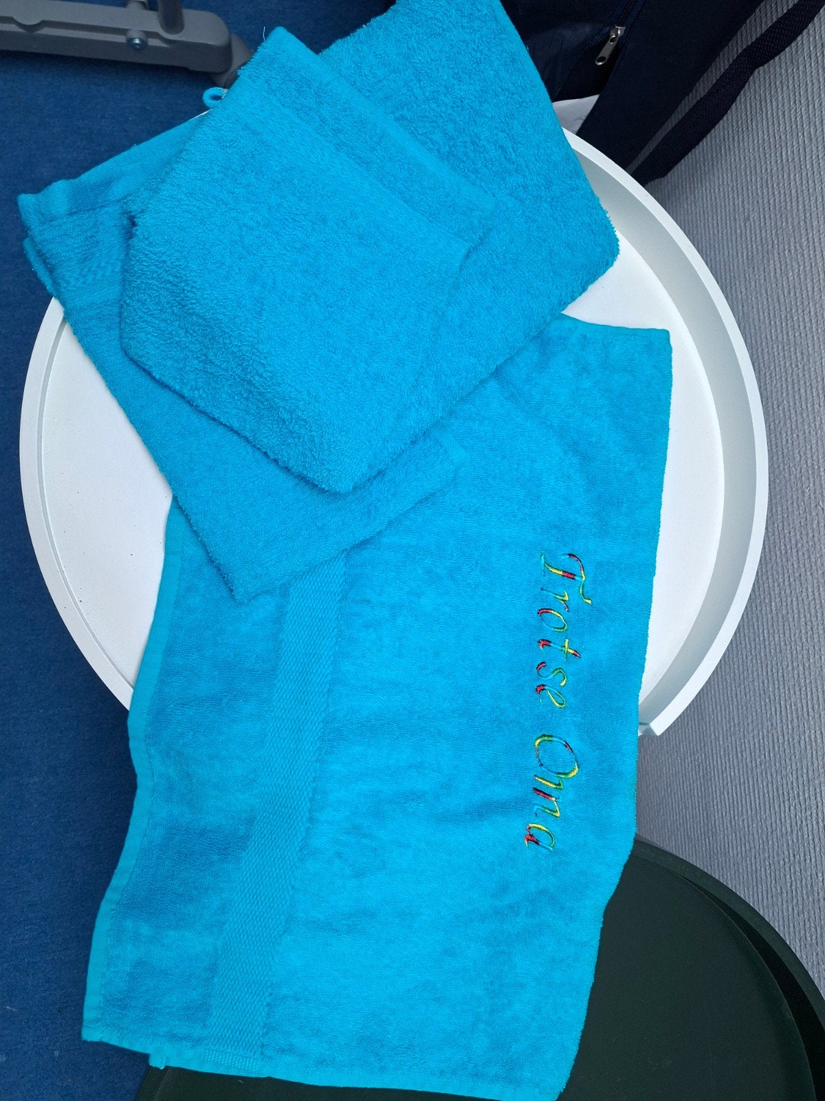 nieuwe handdoek met geborduurde text voor Oma, Ophalen of Verzenden, Nieuw, Handdoek