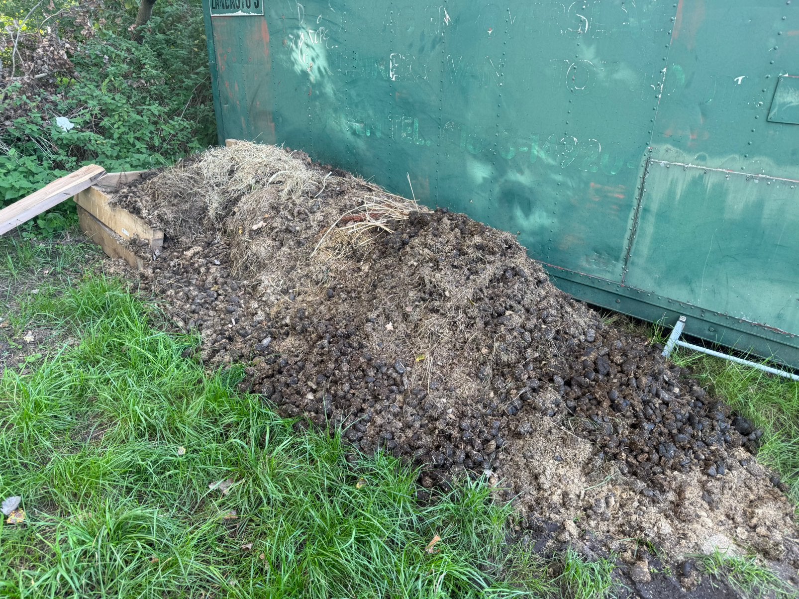 Gratis schone paardenmest, Ophalen, Mest