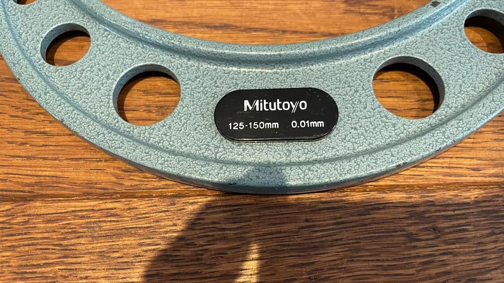 Mitutoyo 125-150mm 0,01mm telraam micrometer-/schroefmaat, Doe-het-zelf en Verbouw, Meetapparatuur, -, Ophalen of Verzenden, Zo goed als nieuw