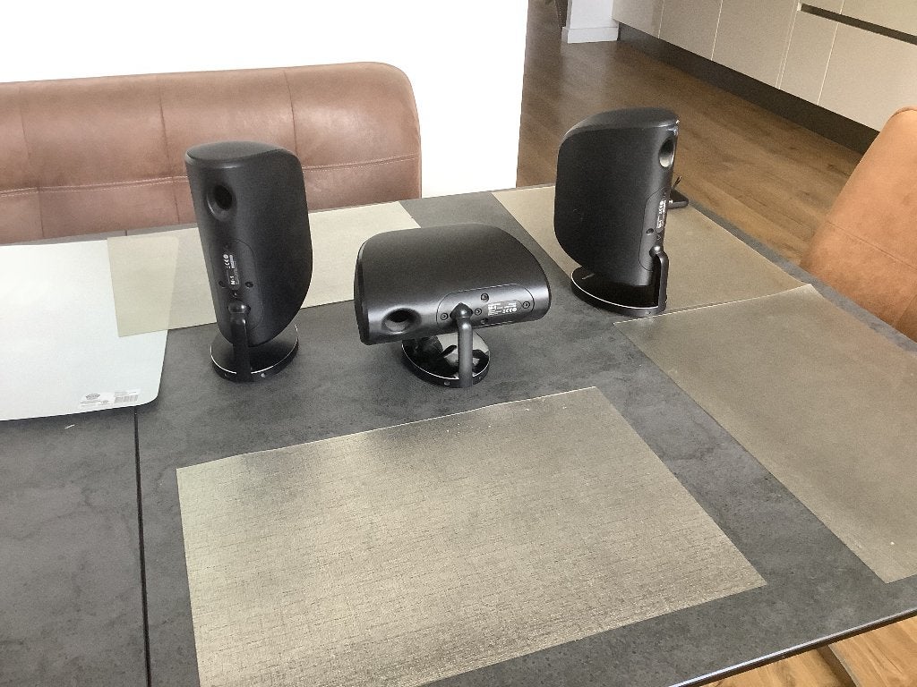 3 stuks M-1 speakers van B&W, Ophalen, Zo goed als nieuw, 60 tot 120 watt, Bowers & Wilkins (B&W)
