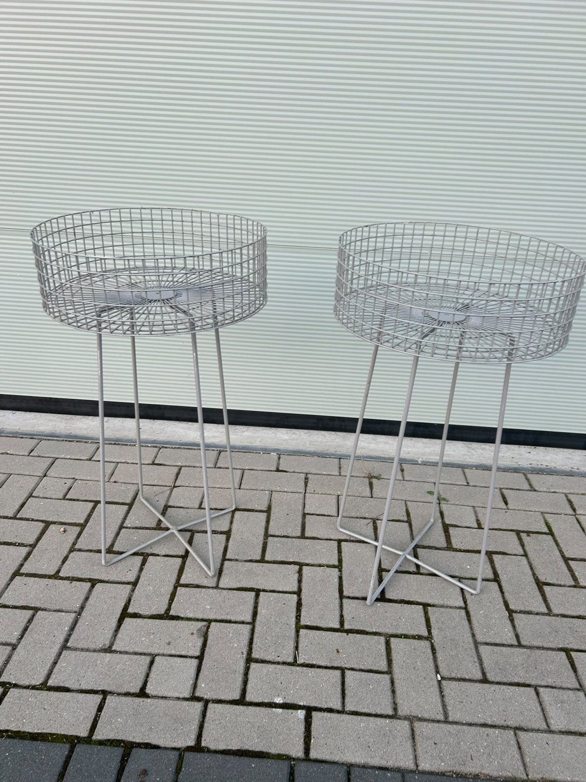 Draadmanden op standaard - 86 cm hoog, 59 cm doorsnede, Gebruikt, Mand, Rond, Ophalen of Verzenden