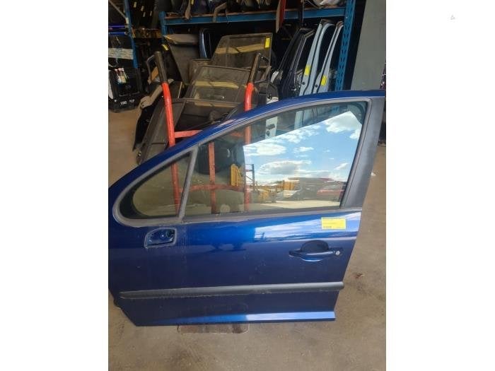 Portier 4Deurs links-voor van een Peugeot 207 (KPL), Auto-onderdelen, Gebruikt, -, Deur, -