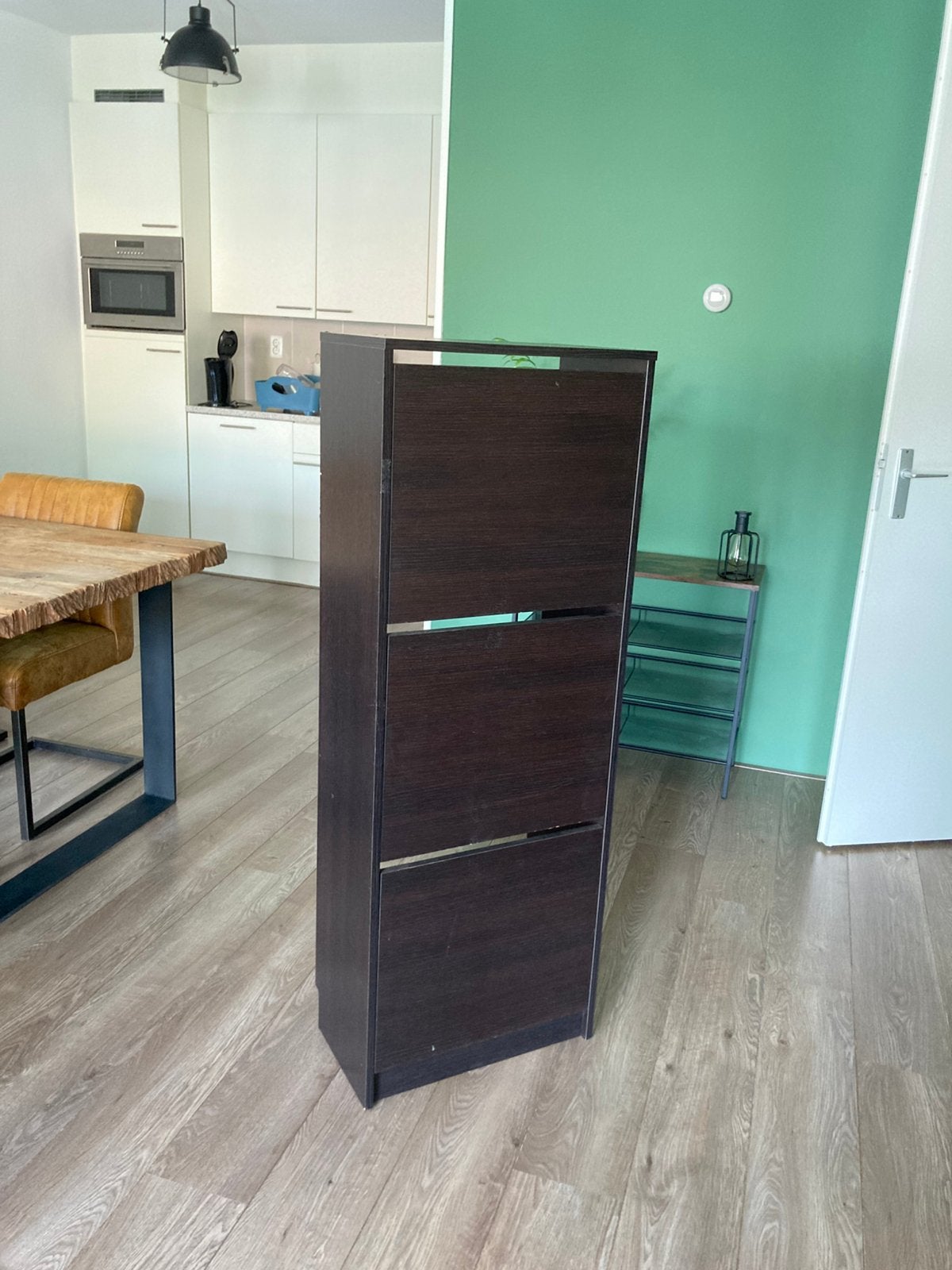 Schoenenkast Bissa IKEA zwartbruin 3 vakken 49x28x135 cm, Huis en Inrichting, Kasten | Schoenenkasten, Ophalen, Gebruikt