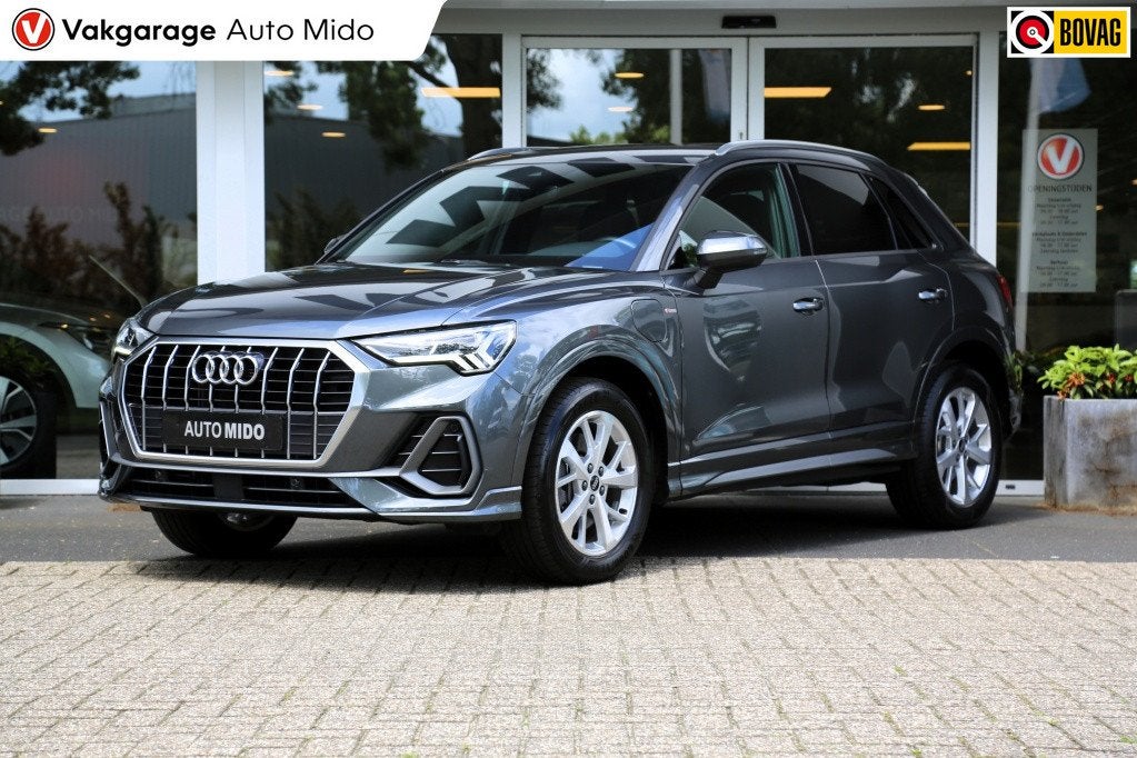 Audi Q3 45 TFSI e S line Automaat | Trekhaak | Winterbanden, Automaat, 12 maanden, Gebruikt, 4 cilinders