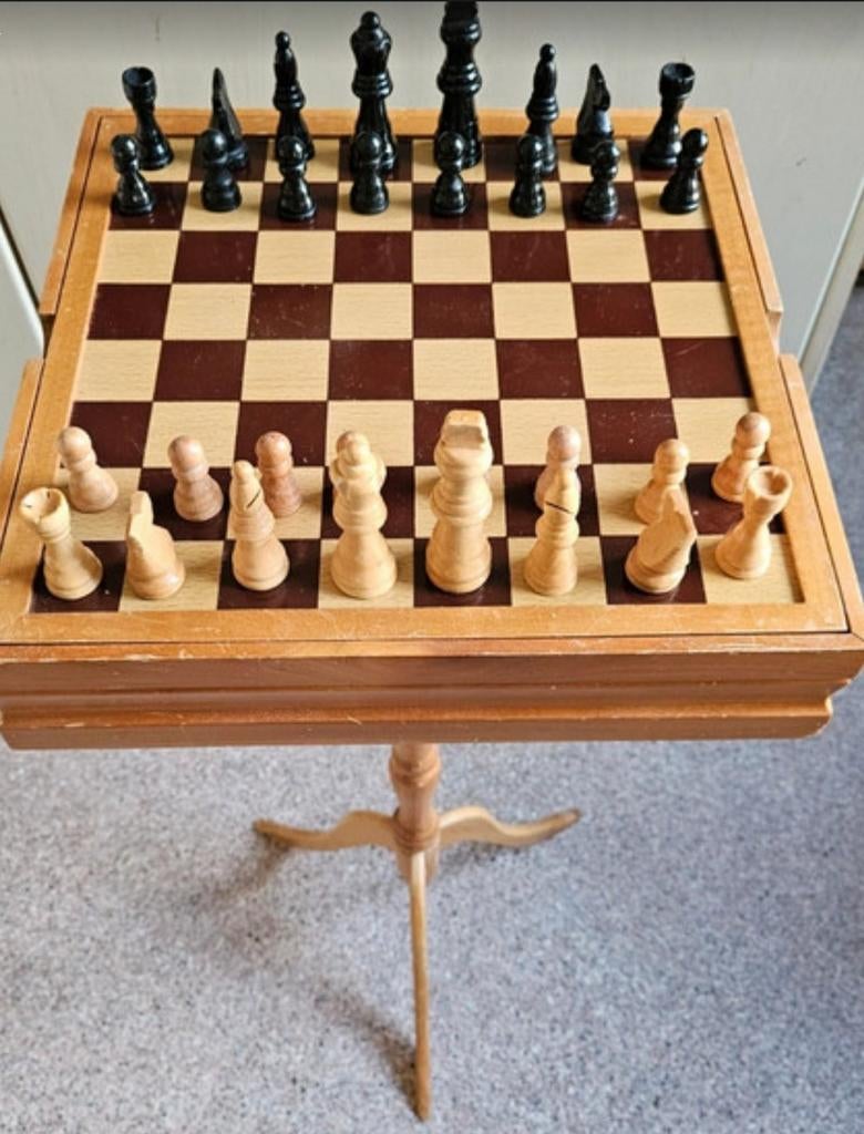 Houten Speltafel met Schaken, Dammen, Backgammon en meer, Vijf spelers of meer, Ophalen of Verzenden, Gebruikt