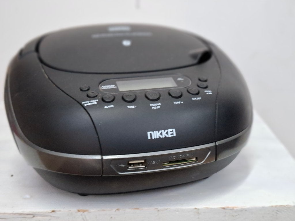 zgan compacte radio met bleutooth en cd speler, Ophalen of Verzenden, Zo goed als nieuw, Radio
